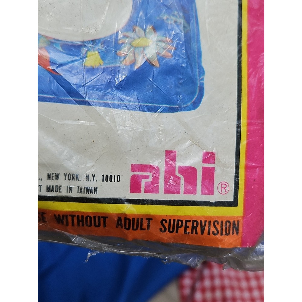 Vintage Kids Pool Floaty Inflatable Swim Ring Sun & Surf Azrak Hamway AHI 1970s - Picture 6 of 6